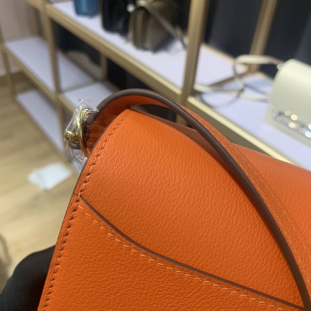 H**me5 Roulis Mini Sac Evercolor Calfskin Leather Crossbody Bag