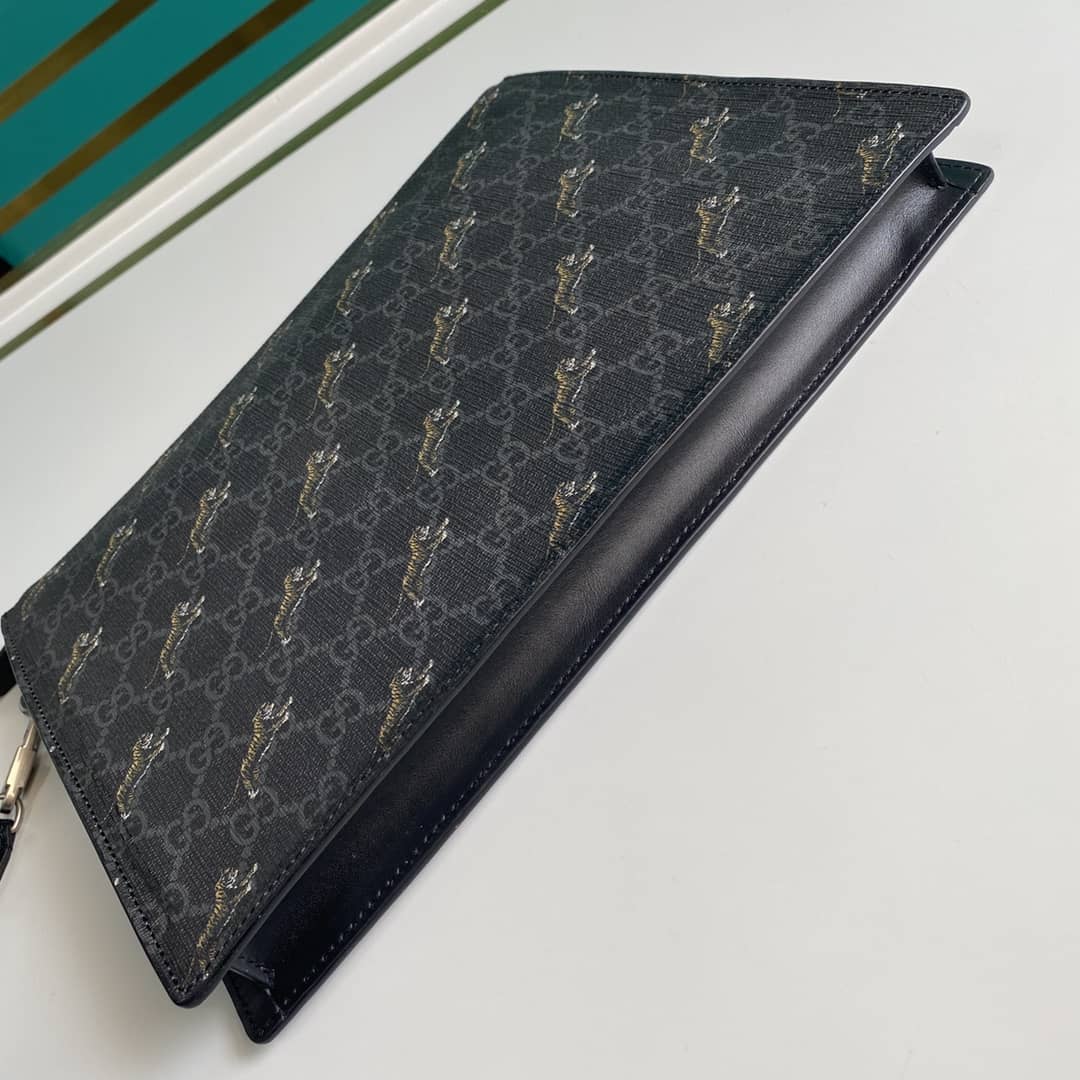 Gvc*1 GG Svp*me Tiger Print Wristlet Pouch Replica 575136
