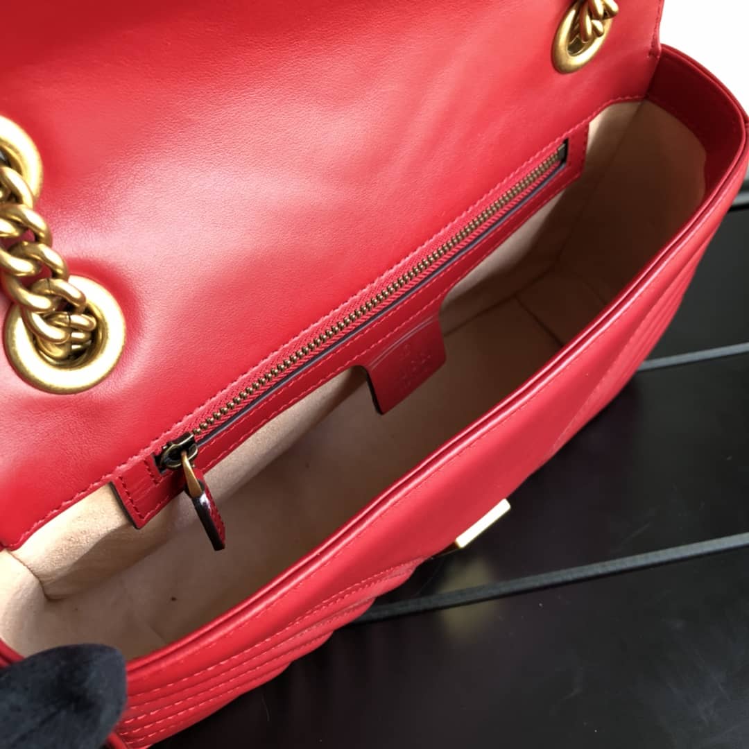 Gvc*1 GG Marmont Matelasse Shoulder Bag Replica Red 443497