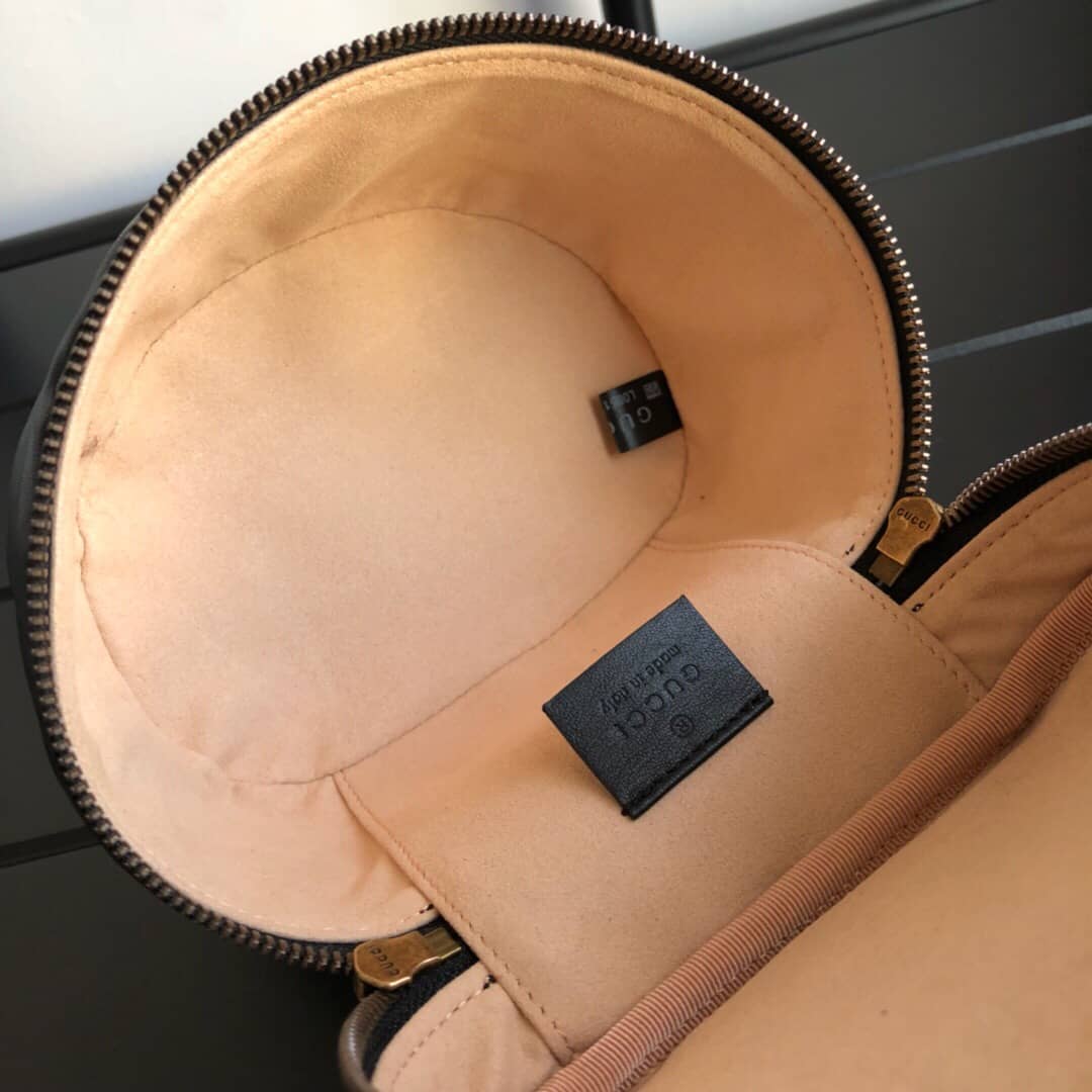 Gvc*1 GG Marmont Matelesse Mini Round Replica Backpack Black 598594
