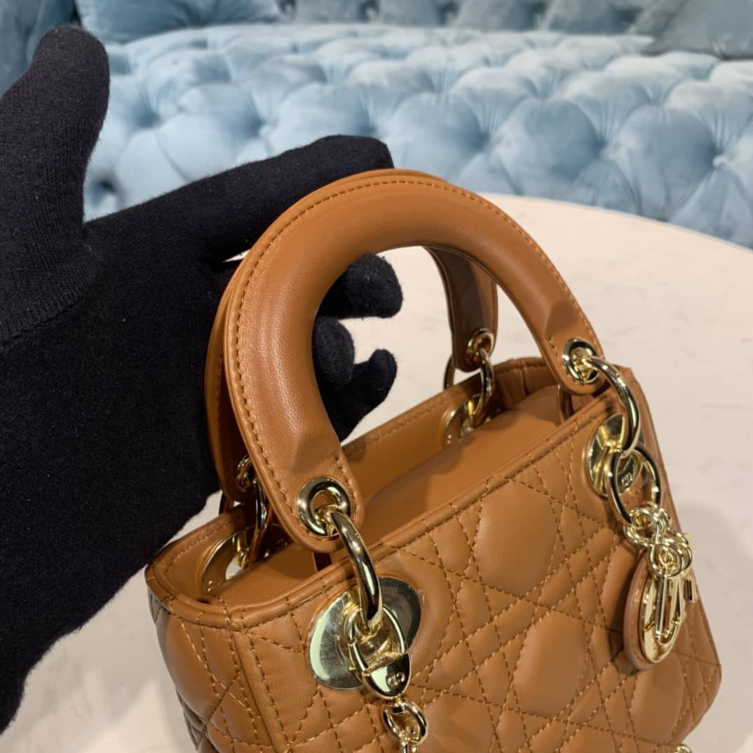 Chr1st1an D10r Lady D10r 17CM Replica Bag