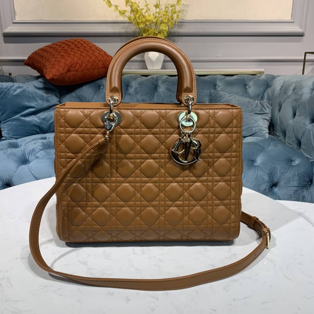 Chr1st1an D10r Lady D10r 32CM Replica Bag