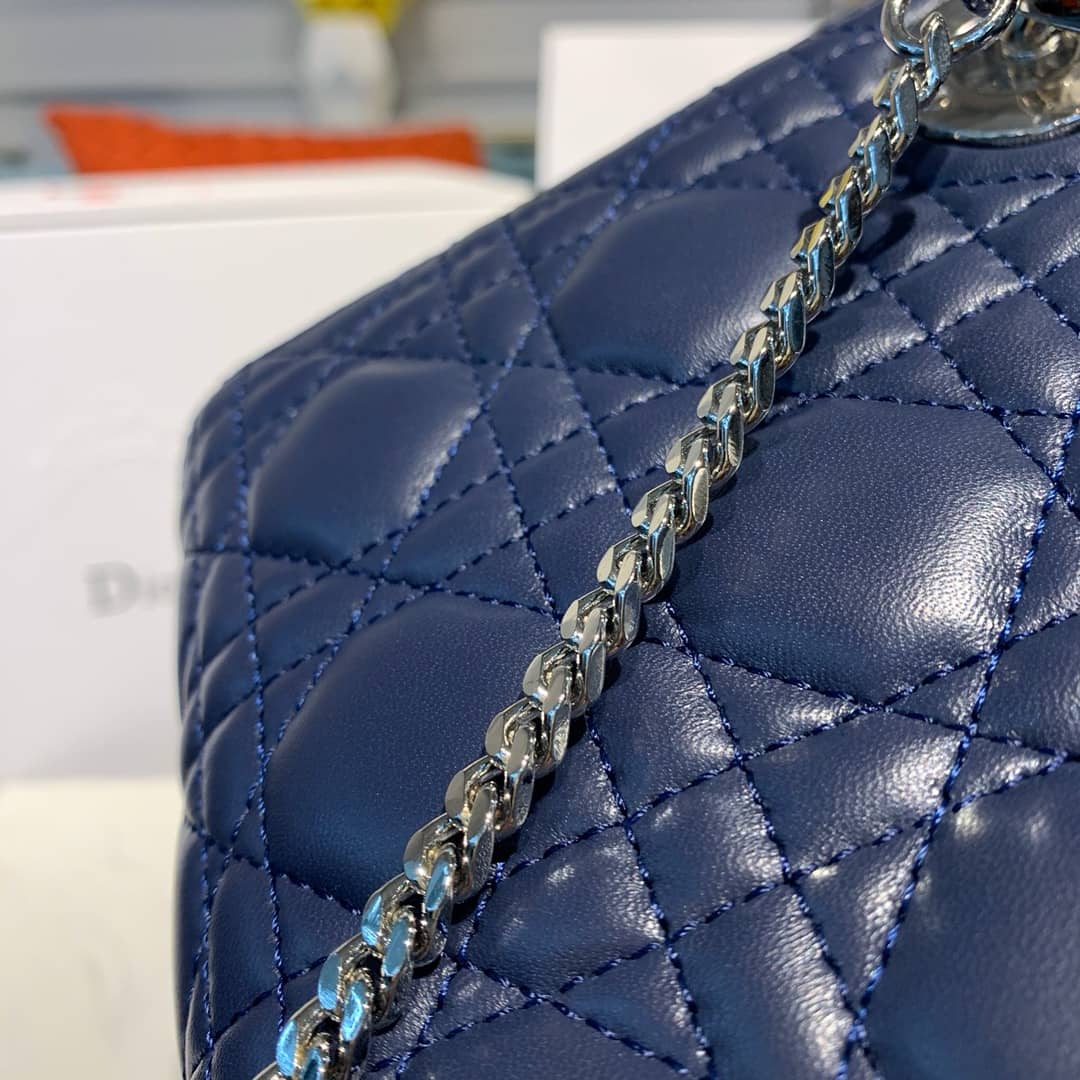 Chr1st1an D10r Lady D10r 17CM Replica Bag