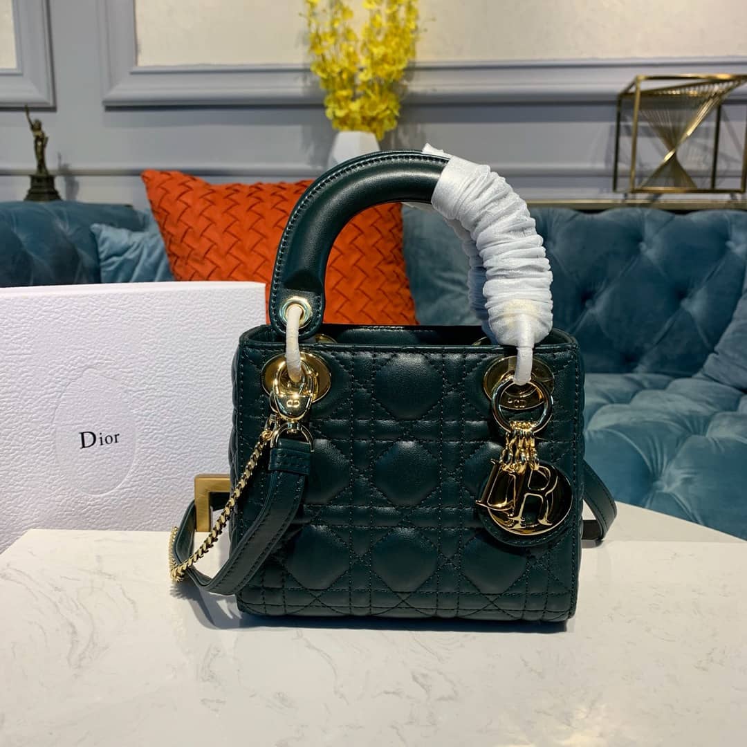 Chr1st1an D10r Lady D10r 17CM Replica Bag