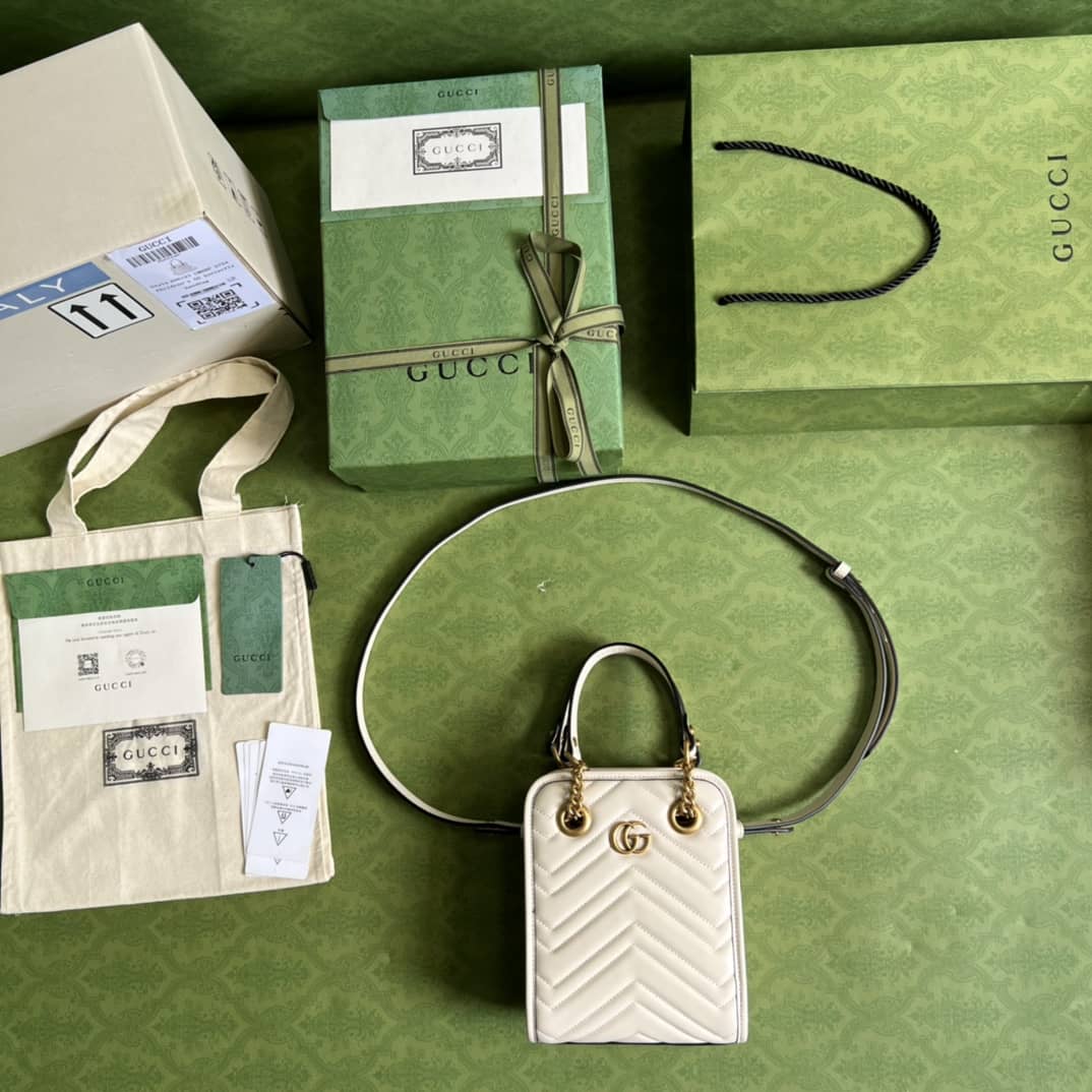 Gvc*1 GG Marmont Matelassé Mini Crossbody Bag 696123 Replica