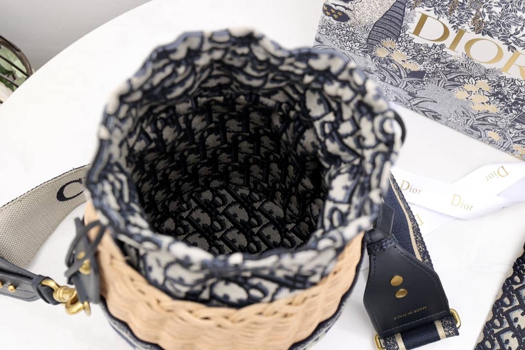Chr1st1an D10r Wicker Bucket Bagblue Oblique