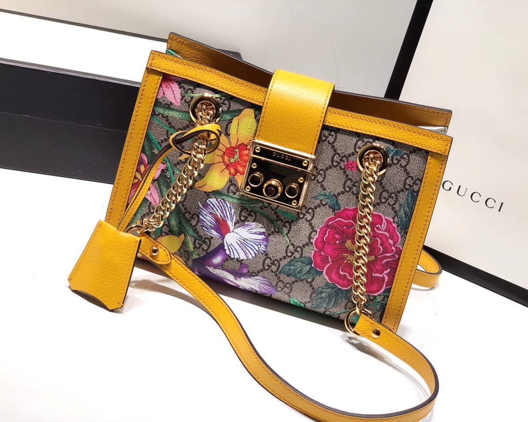 Gvc*1 Padlock Small GG Svp*me Canvas Shoulder Bag Replica Yellow 498156