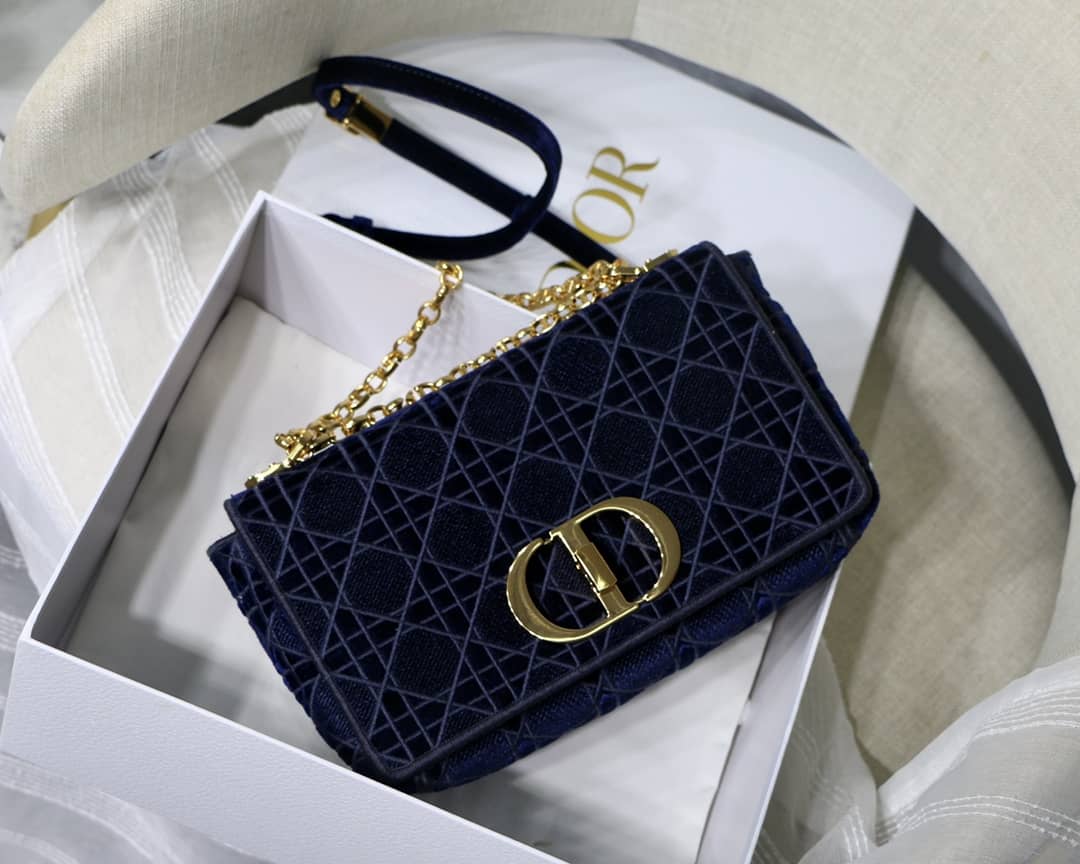 Chr1st1an D10r Caro Replica Bag
