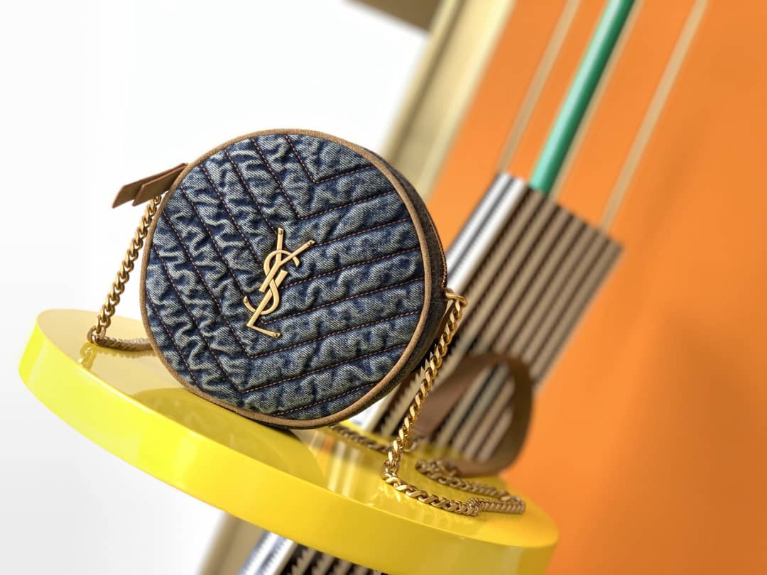 Sa1nt Lau*nt Y51 Vinyle Denim Quilted Round Bag
