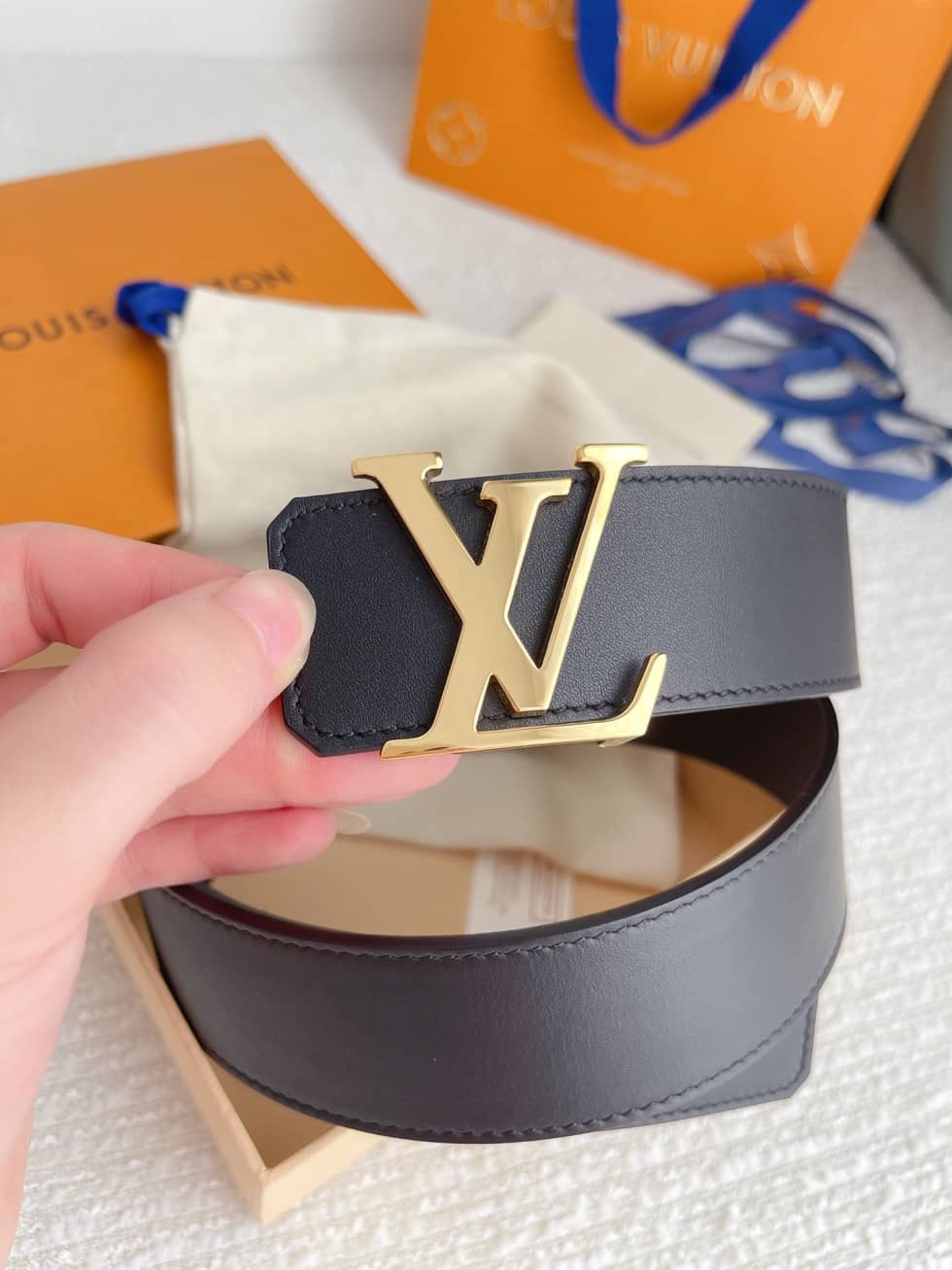 Replica L0vis Vvtt0n Buckle Belt 40mm