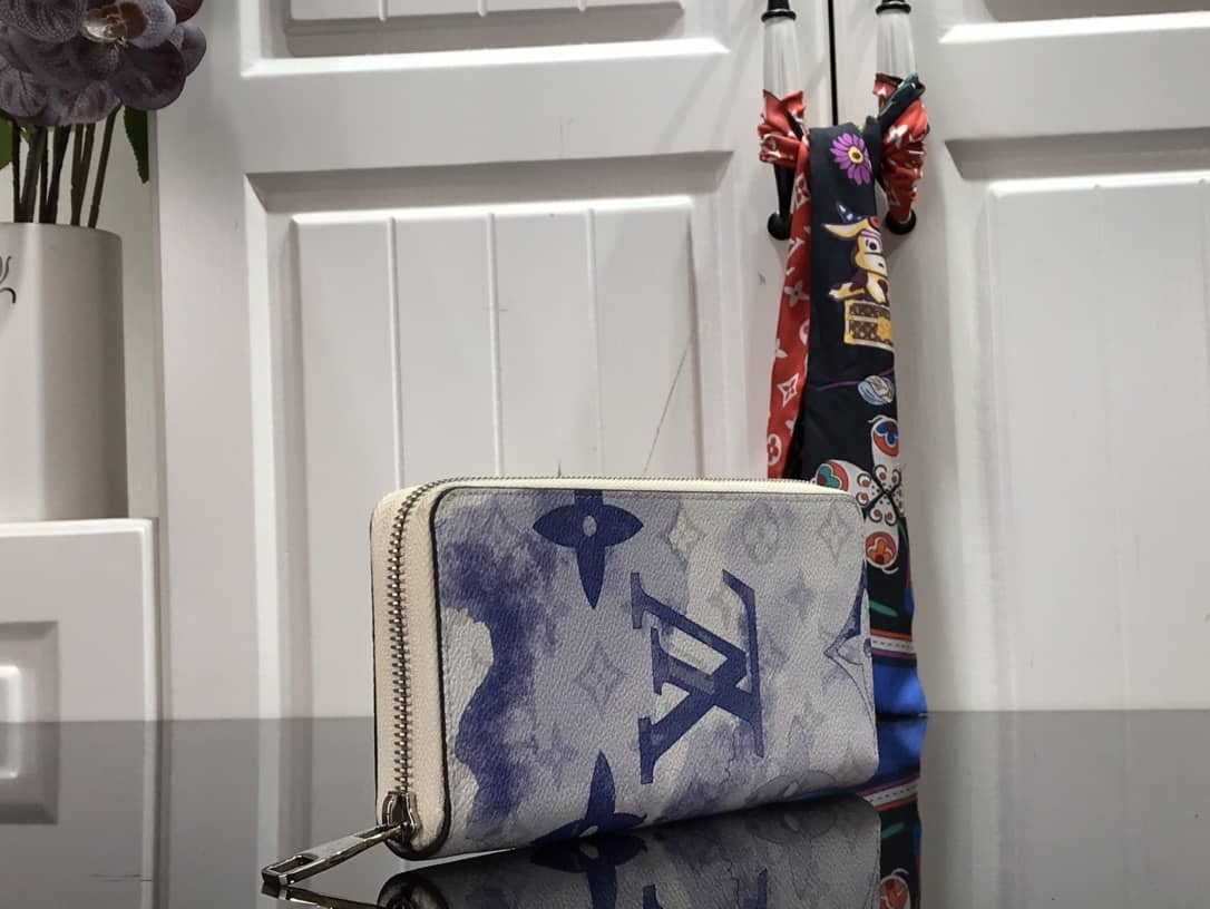 L0vis Vvtt0n Wallet Dupe Zippy Watercolor MonogramM80499