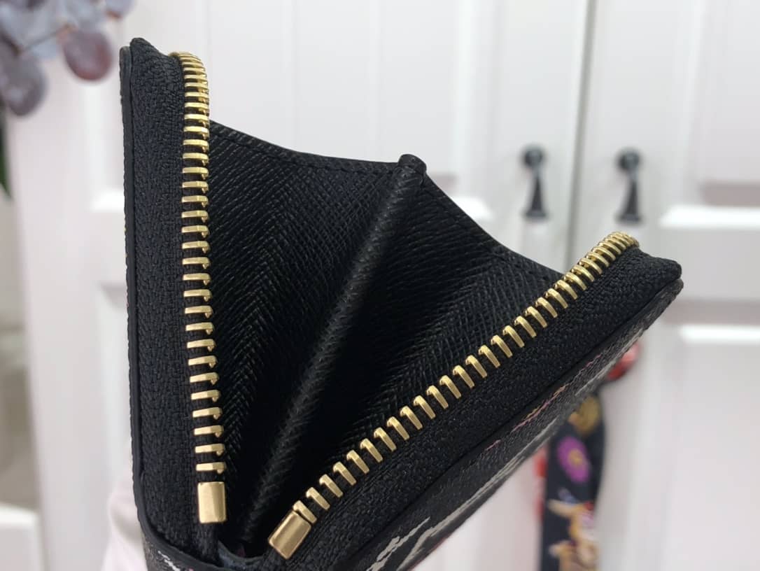 L0vis Vvtt0n Wallet Dupe Zippy Coin M80677