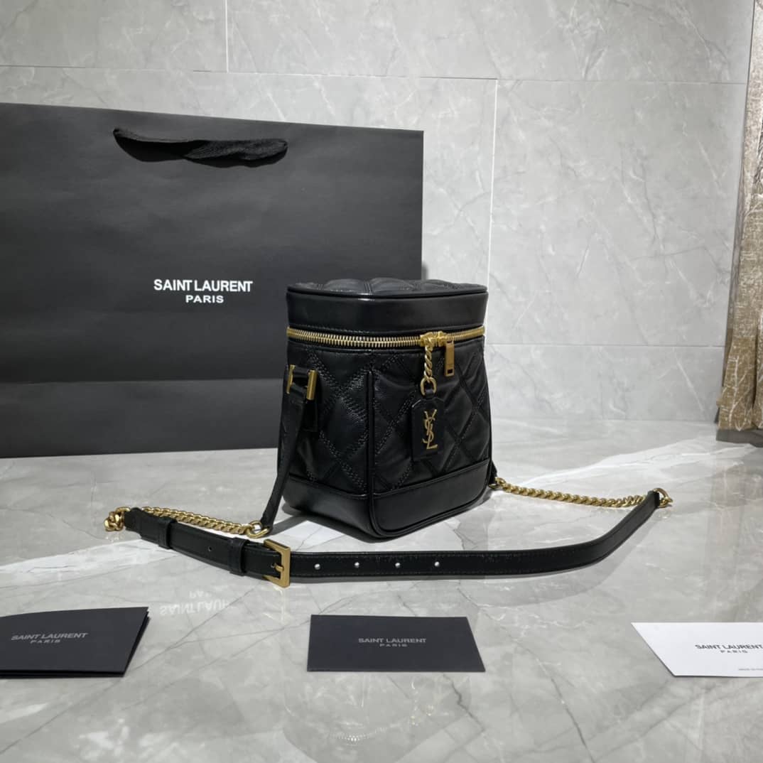 Y51 80s Carré-Quilted Vanity Replica Bag