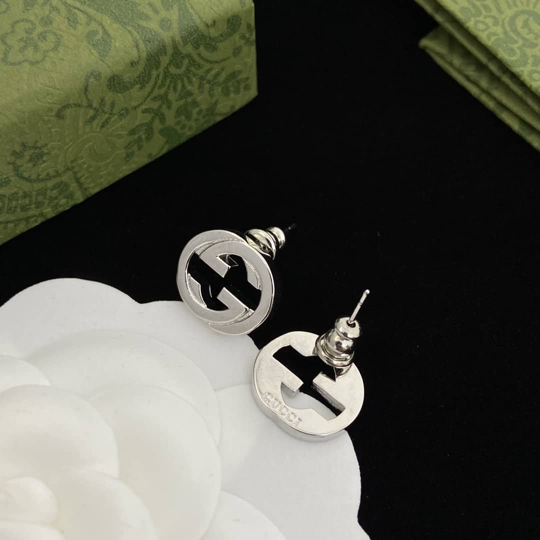 Wholesale Gvc*1 Logo Earring