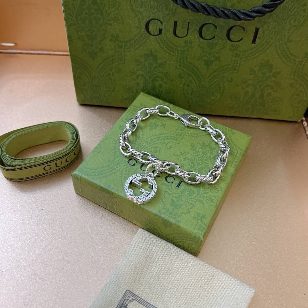 Gvc*1 Bracelet First Copy