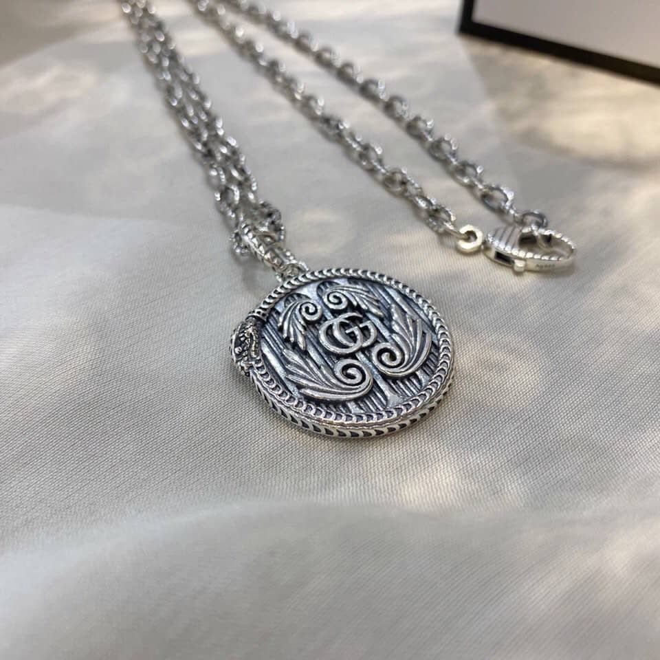 Knockoff Gvc*1 Logo Necklace