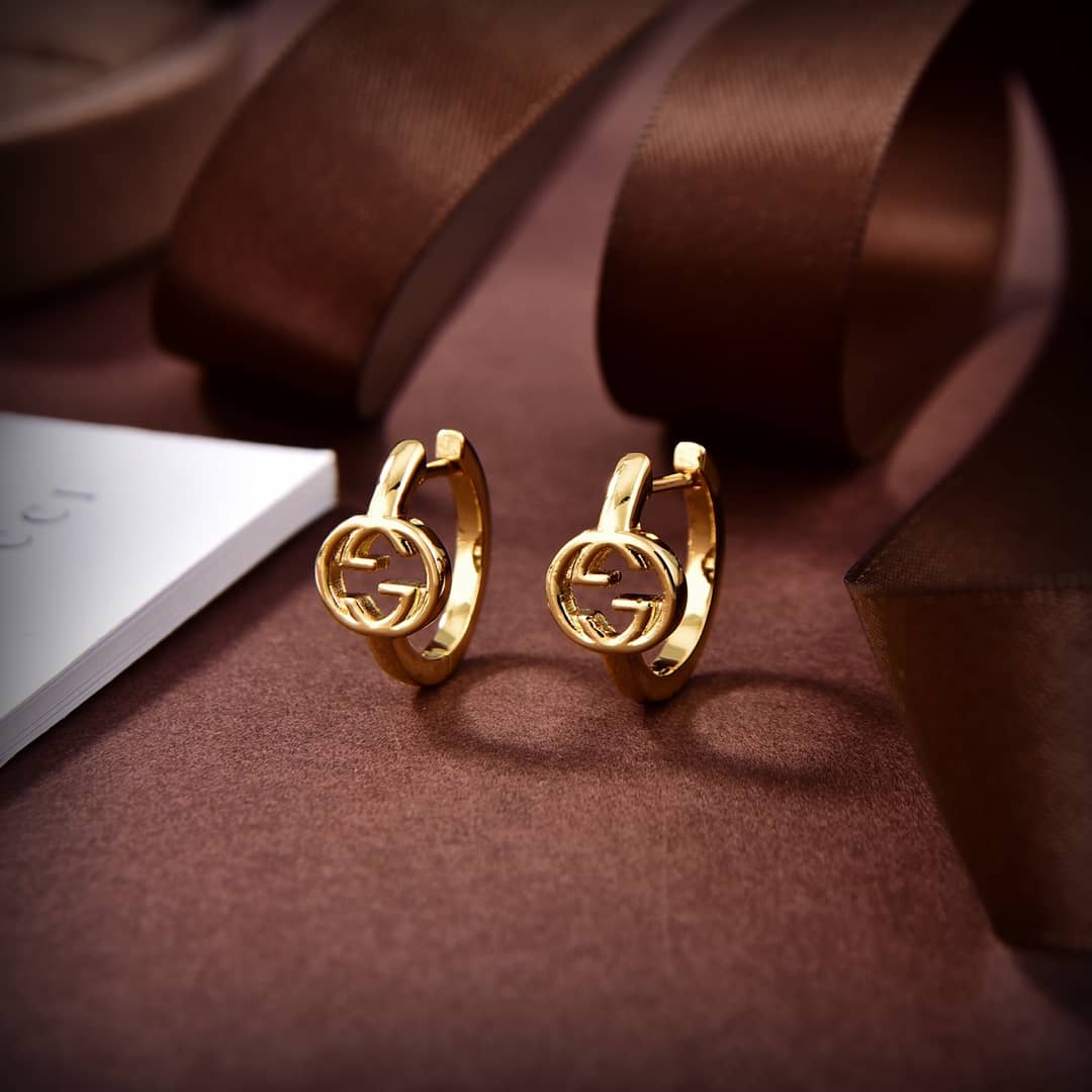 Gvc*1 Earring First Copy