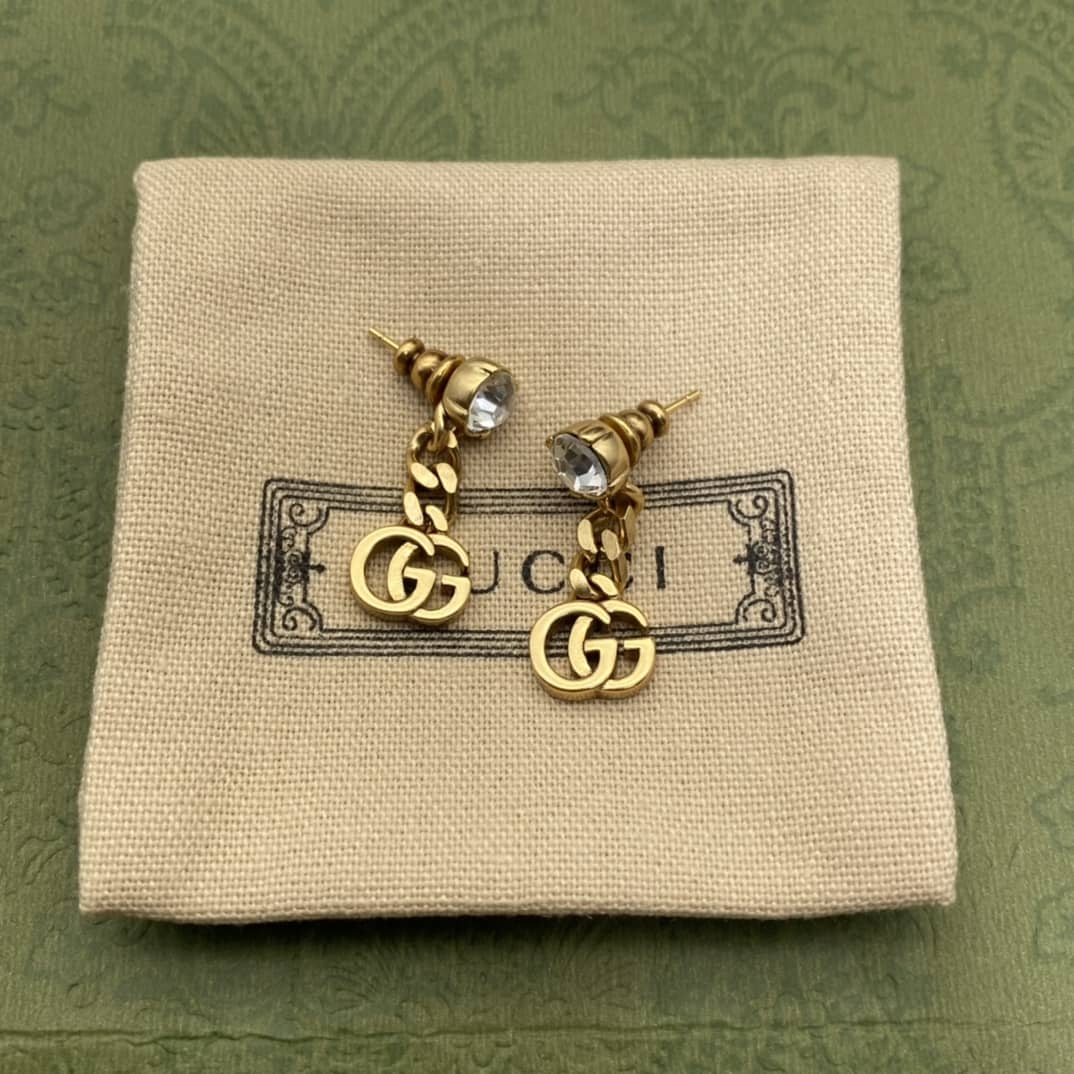 Wholesale Gvc*1 Logo Earring