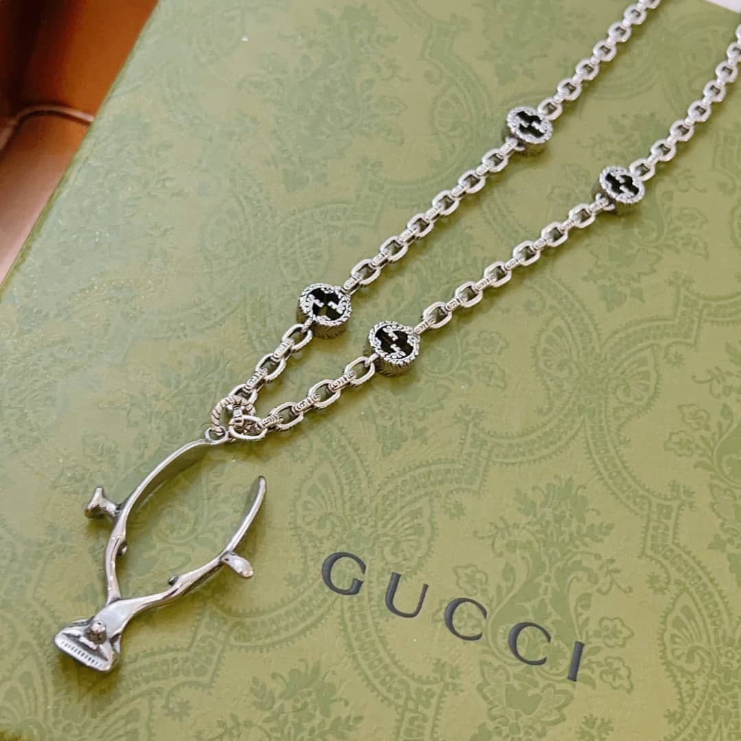 Wholesale Gvc*1 Logo Necklace