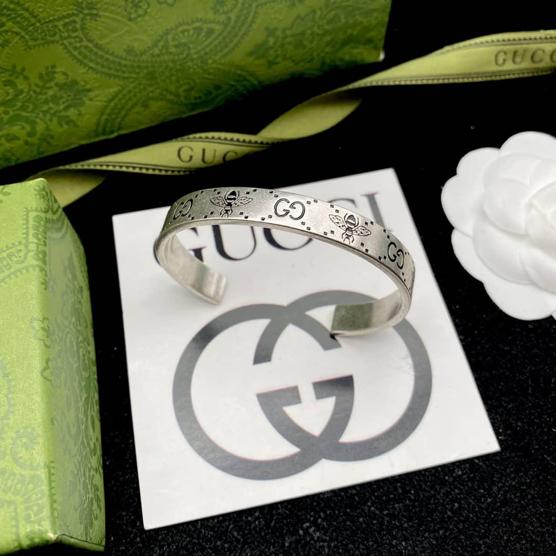 Wholesale Gvc*1 Logo Bracelet