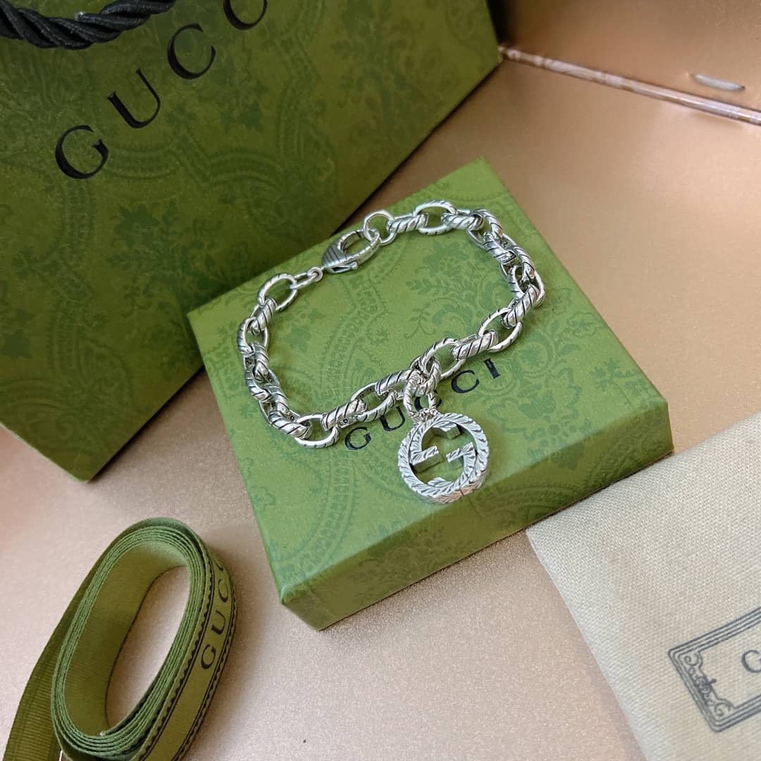 Gvc*1 Bracelet First Copy