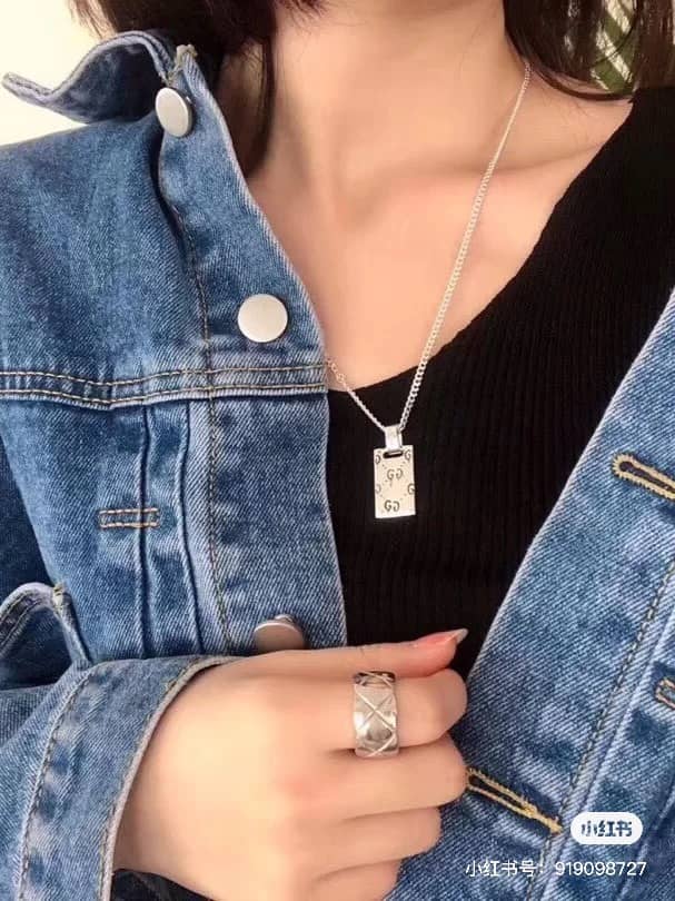 Knockoff Gvc*1 Logo Necklace