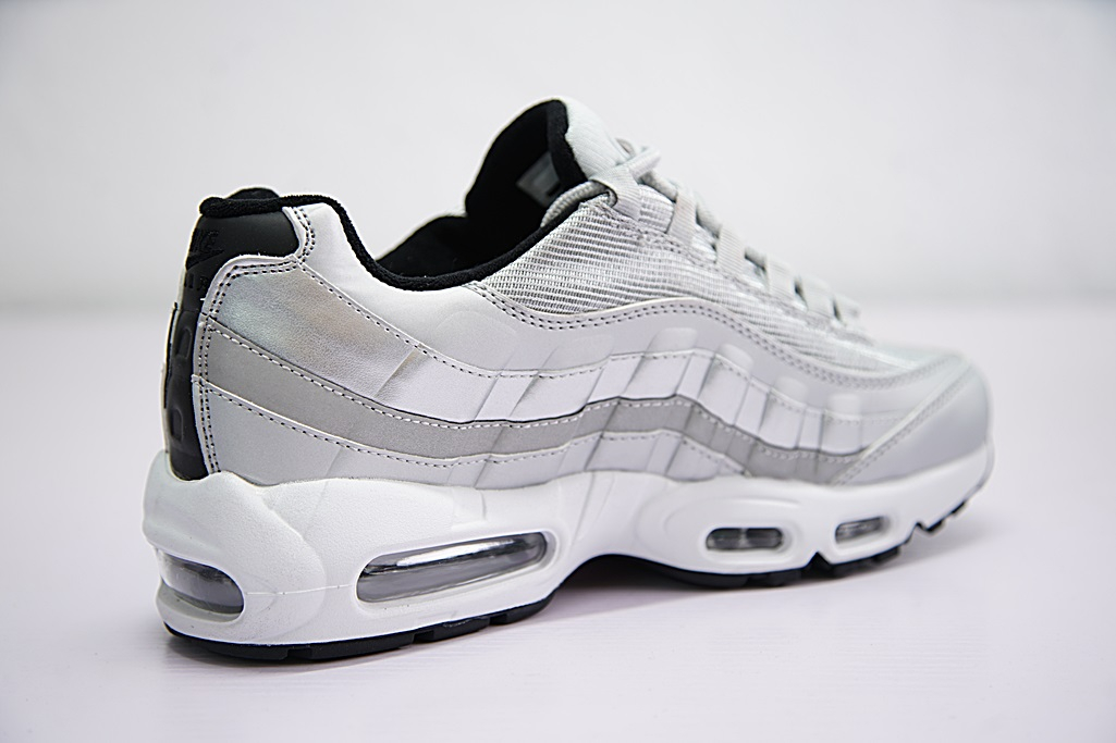 Air Max 95 QS  Silver Bullet  918359-001
