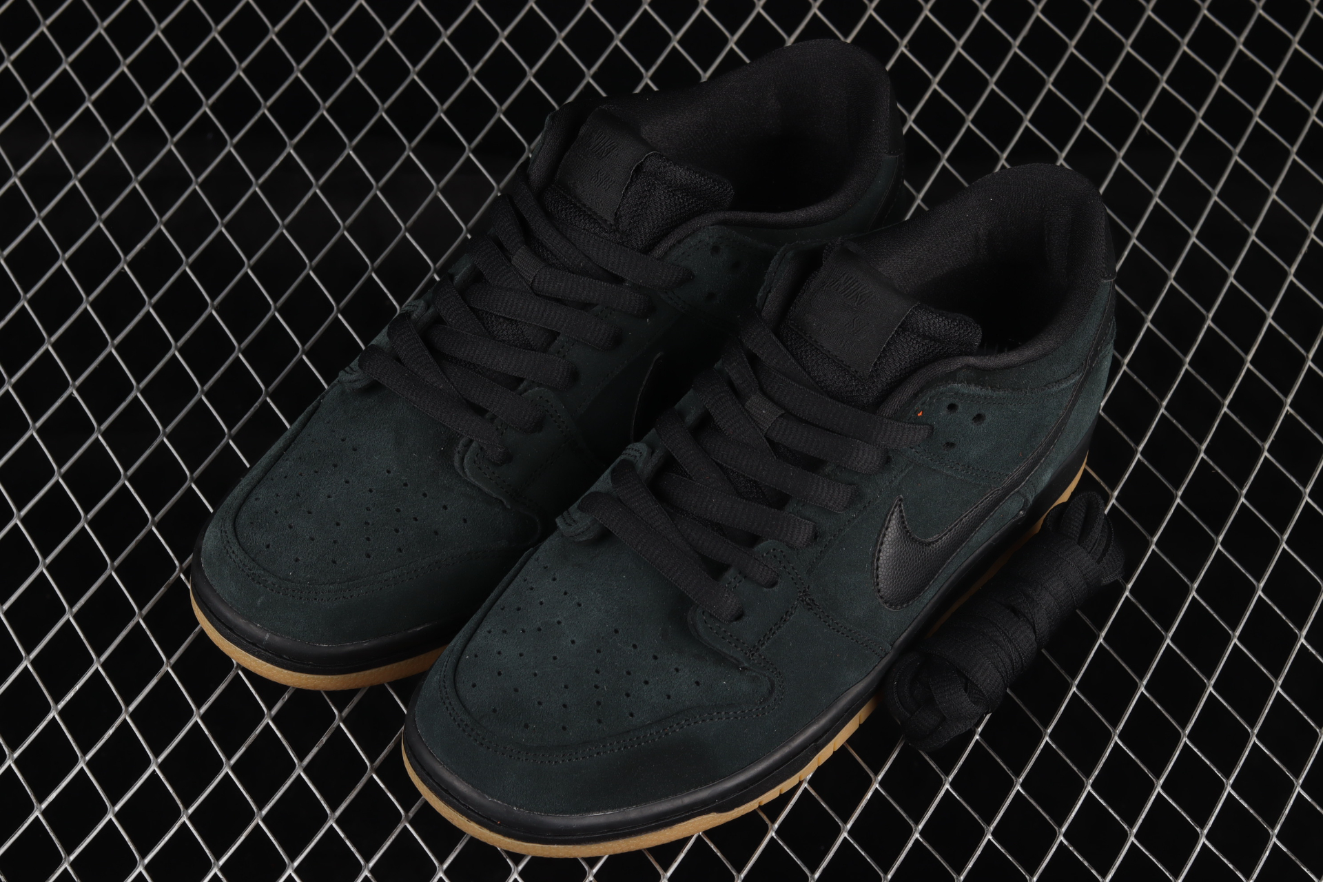 Dunk Low Pro SB  Ishod Wair  819674-002