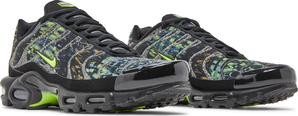 Air Max Plus  Sustainable-Black Volt  DM9594-001