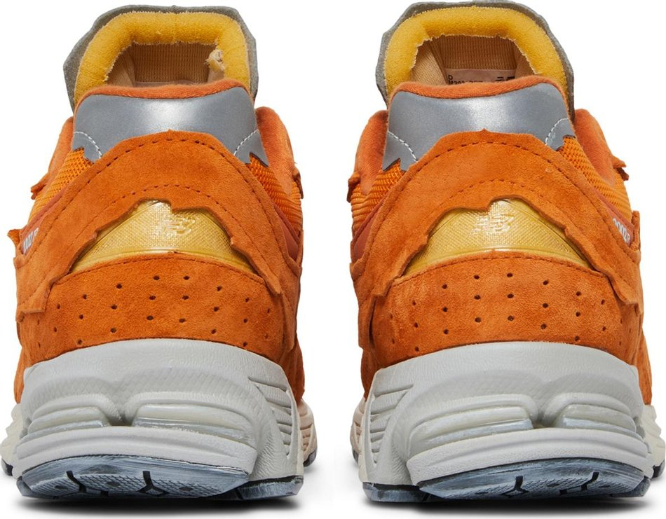 2002R  Protection Pack   Vintage Orange  M2002RDE