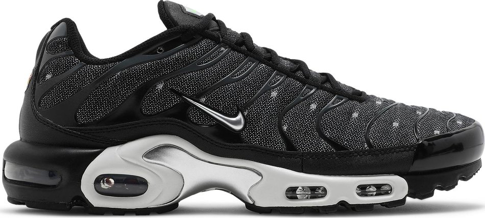 Air Max Plus SE  Black Chrome  DM7570-001