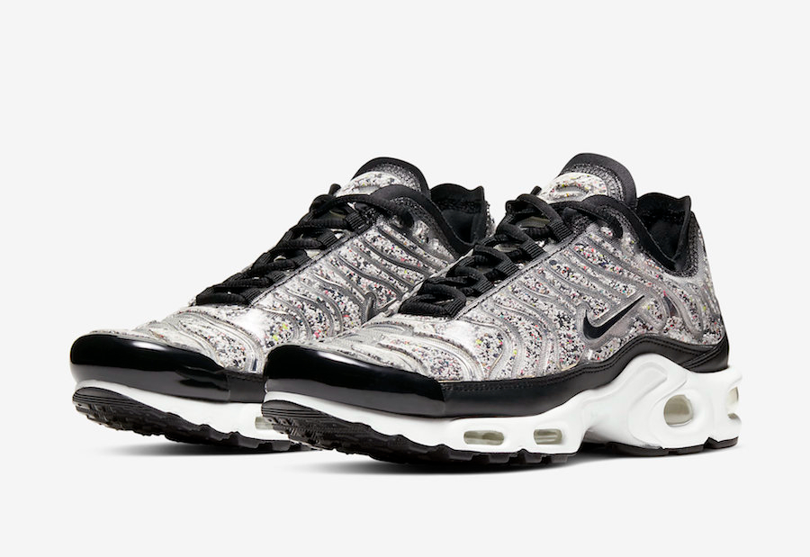 Air Max Plus  Pebbles  AR0970-001
