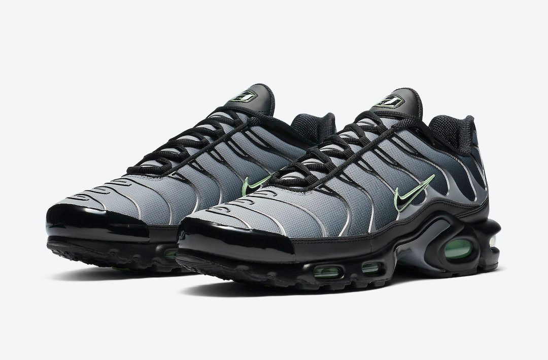 Air Max Plus  Particle Grey Vapour Green  CZ7552-001
