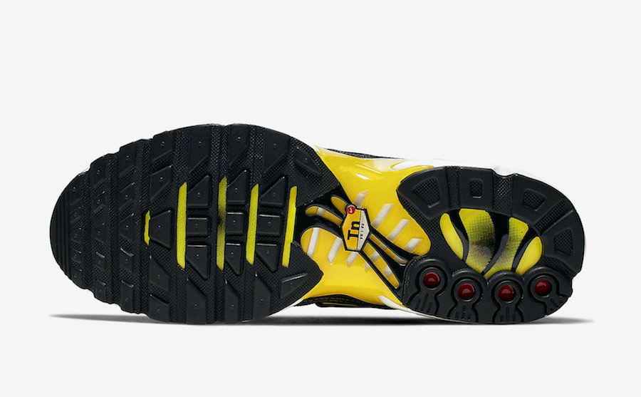 Air Max Plus  Black Active Yellow  CN0142-001