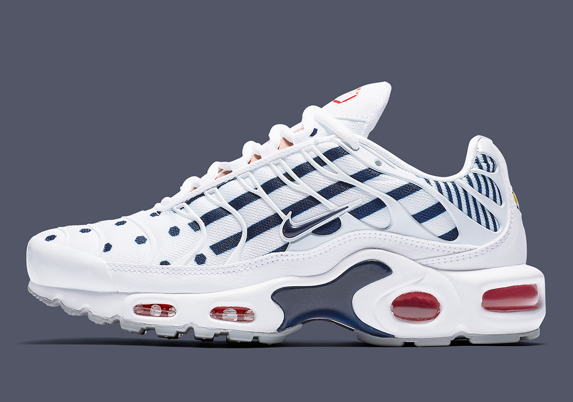 Air Max Plus  Unite Totale  CI9103-100