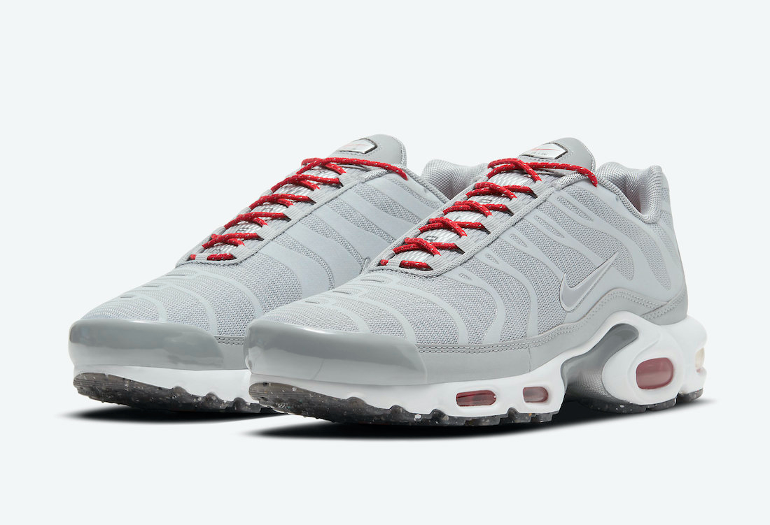 Air Max Plus  Light Smoke Grey Red  DD7112-001