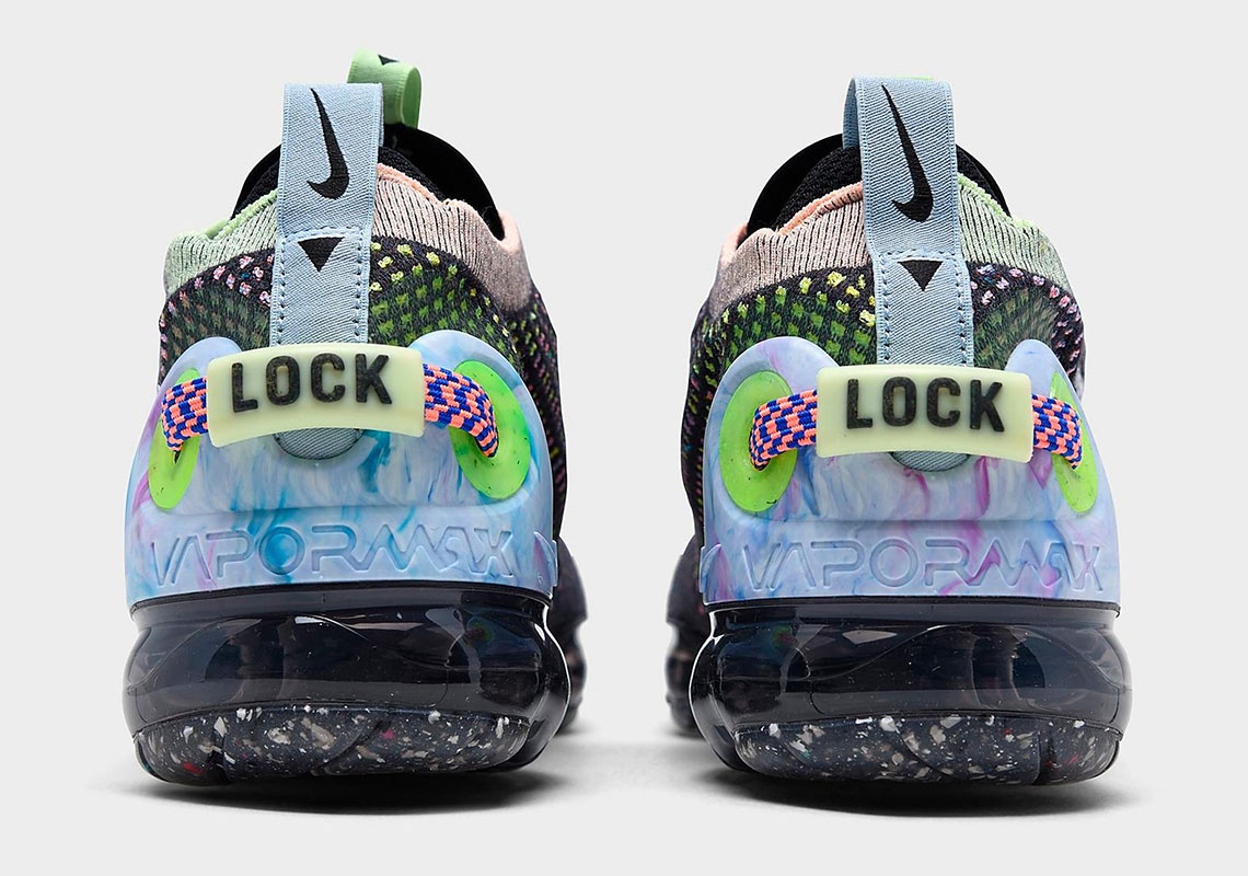 Wmns Air VaporMax 2020 Flyknit  Black Multi  CT1933-001