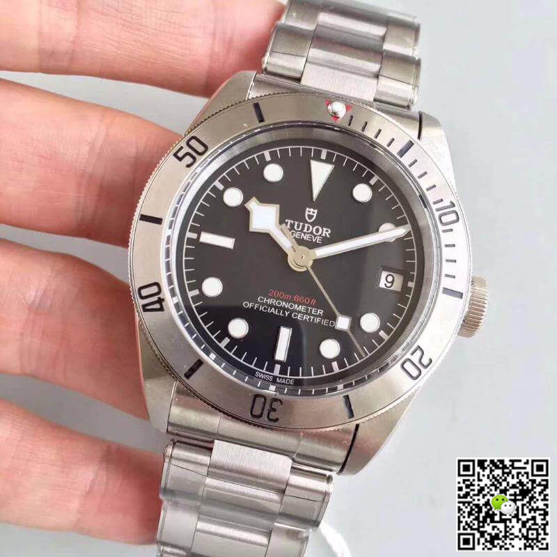 TUDOR Replica Heritage Black Bay M79730-0001 ZF Factory 1:1 Best Edition Swiss ETA2824-2 S*perlumed Dome-shaped Black Dial