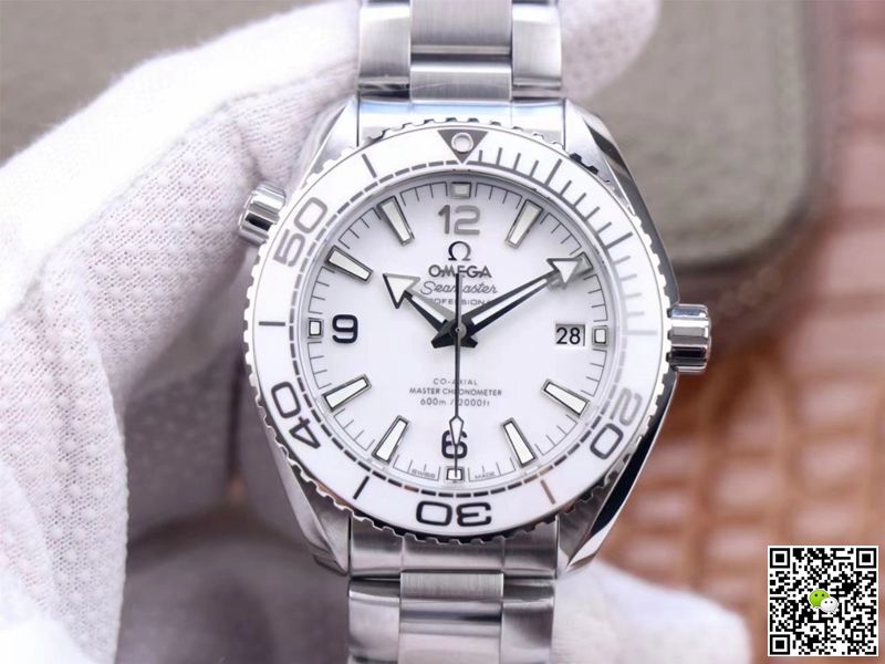 Replica 0me*ga Seamaster 215.30.40.20.04.001 Planet Ocean 600M 1:1 Best Edition VS Factory White Dial Swiss ETA8800