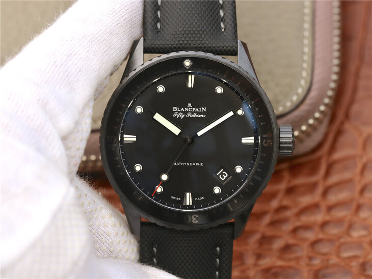 Replica Blancpain Fifty Fathoms Bathyscaphe 5000-0130-B52-B 1:1 Best Edition GF Factory Black Dial