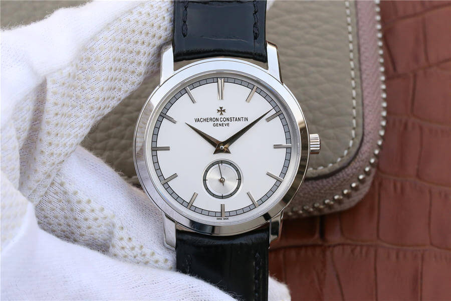 Vacheron C0nstan1n Replica Traditionnelle 82172/000G-9383 1:1 Best Edition TW Factory White Dial