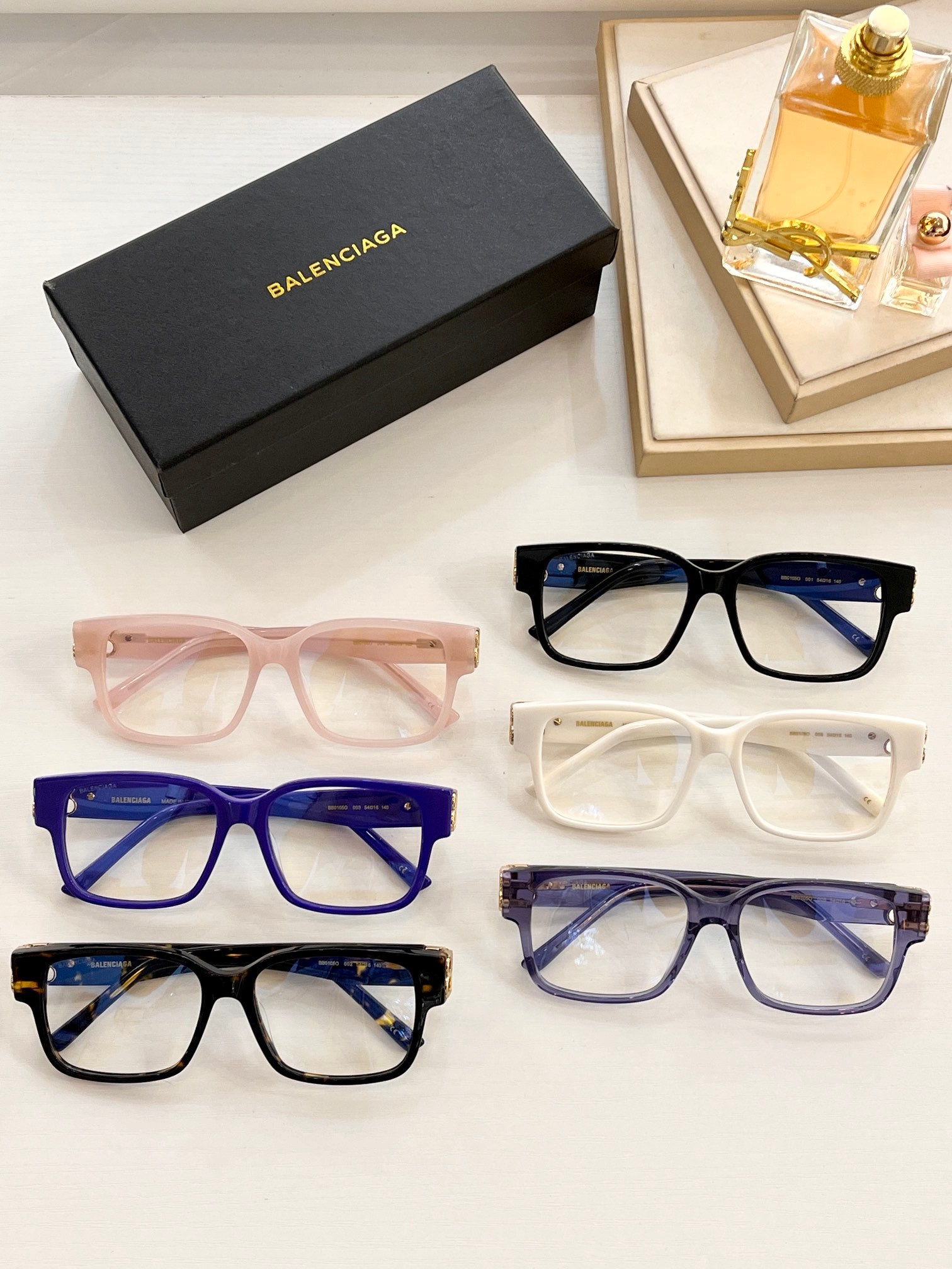 Ba1en*iaga Sunglasses Dupe