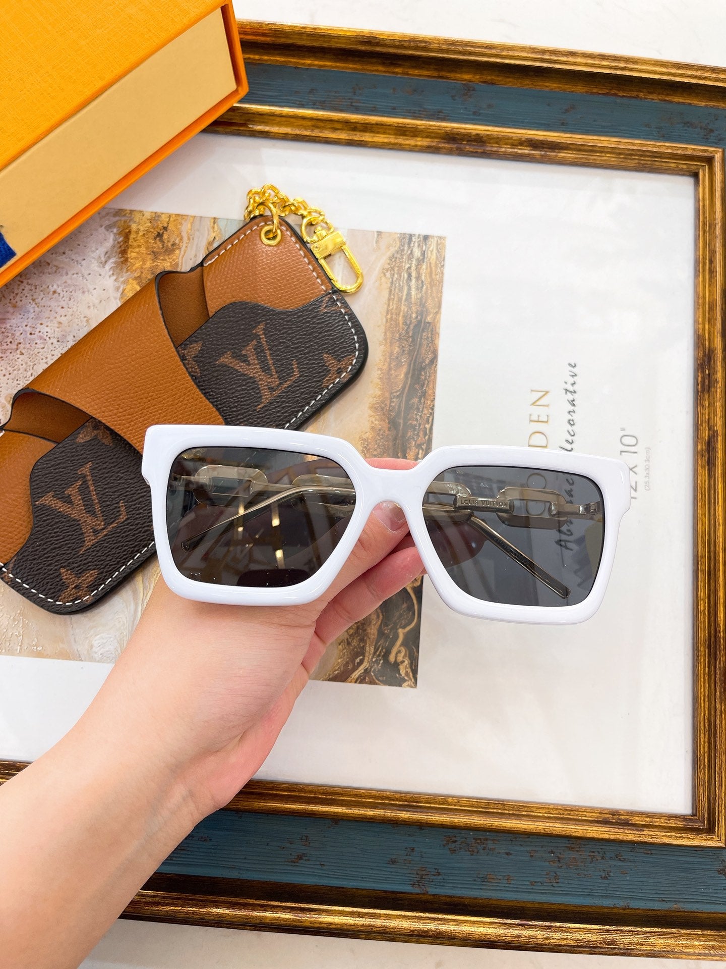 L0vis Vvtt0n Sunglasses