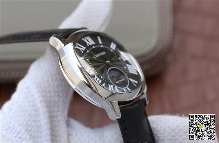 Replica Drive De Ca*t1er Moonphase WGNM0009 1:1 Best Edition Stainless Steel Black Dial