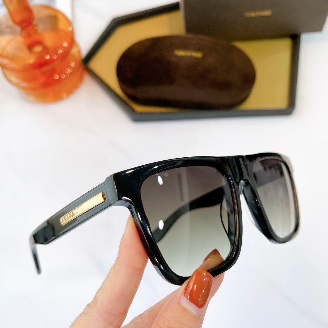 Pra*a Sunglasses