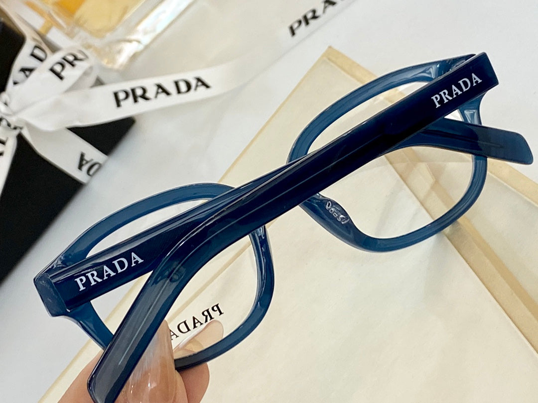 Pra*a Glasses