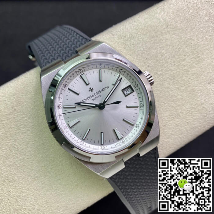Replica Vacheron C0nstan1n Overseas 4500V 1:1 Best Edition 8F Factory Black Strap