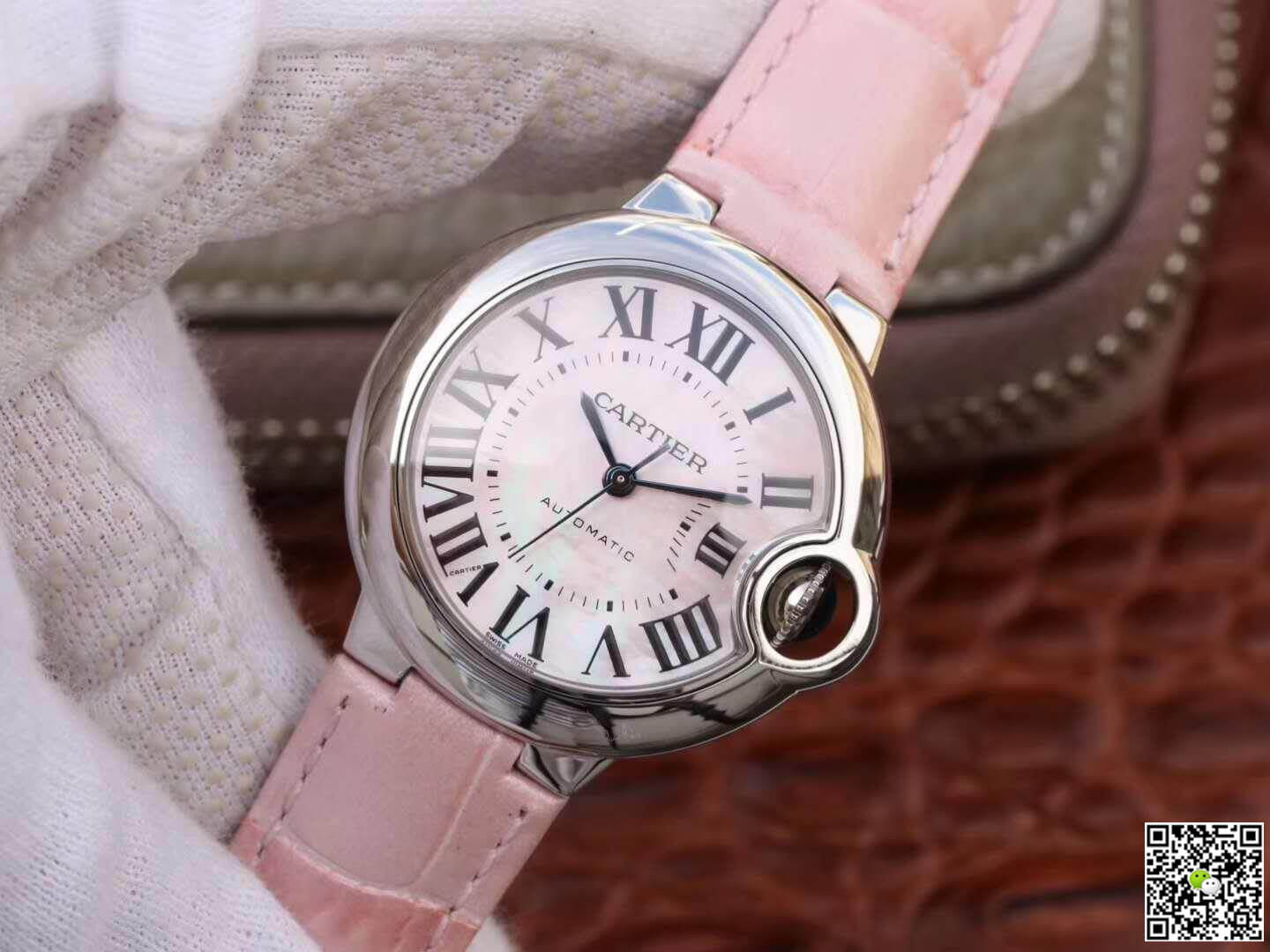 Replica Ballon Bleu De Ca*t1er 33 WSBB0002 V6 Factory 1:1 Best Edition Swiss ETA076