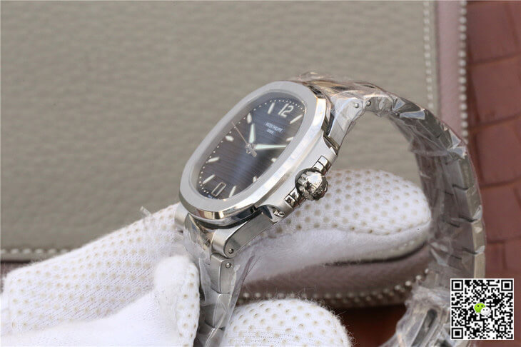 Replica Pat*k Phi1i*pe Nautilus 7118/1A-001 1:1 Best Edition PF Factory Blue Dial