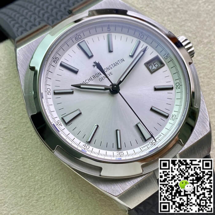 Replica Vacheron C0nstan1n Overseas 4500V 1:1 Best Edition 8F Factory Black Strap